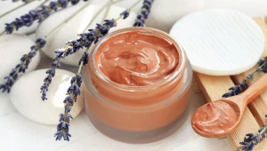7 dicas para turbinar o skincare com a argila vermelha