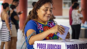 México elege juízes em votação inédita marcada por baixa participação e críticas à independência da Justiça