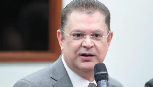 Líder do PL critica governo Lula por troca do IOF: ‘Mais do mesmo, economia vai de mal a pior’