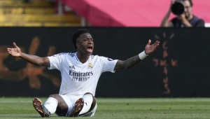 Real Madrid se preocupa com má fase de Vinicius Júnior e tenta se livrar de Rodrygo, diz jornal
