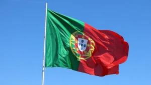 Embaixada do Brasil em Portugal monitora expulsão de 18 mil imigrantes