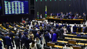 Câmara aprova texto-base da reforma tributária eliminando algumas alterações propostas pelo Senado