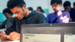Governo de São Paulo testa inteligência artificial na correção de tarefas escolares dos alunos da rede estadual