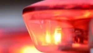 Homem mata irmã, fere sete pessoas e morre em colisão com viatura no Canadá