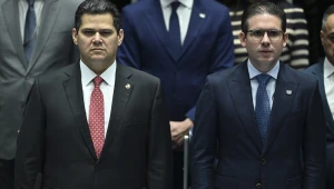 Congresso ensaia aproximação com o governo e se coloca à disposição para agir ‘com firmeza’ em resposta a tarifaço