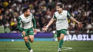 Vitor Roque marca, Palmeiras vira e bate o Fluminense no Maracanã
