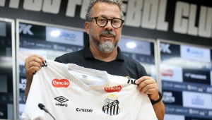 Cléber Xavier é apresentado e vê Neymar como solução para Santos reagir: ‘Nunca foi problema’