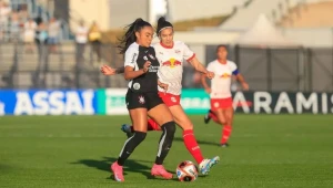 Corinthians sai na frente, vê Bragantino virar, mas vence por 3 a 2 no Paulistão Feminino