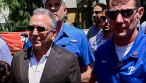 Enviado americano se reúne em Tel Aviv com as famílias dos reféns israelenses