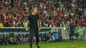 Filipe Luís faz mistério sobre substituto de Arrascaeta contra o Internacional