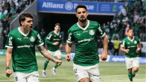 Palmeiras faz jogo inseguro, mas vence Ceará de virada com gols de Roque e Flaco