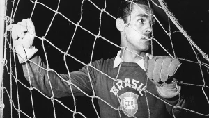 Gylmar dos Santos Neves, único goleiro titular bicampeão, nasceu há 95 anos