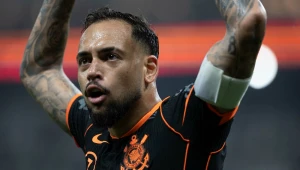 Corinthians mostra apetite, ganha do Atlético-MG com golaço de Maycon e ameniza turbulência