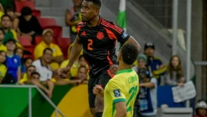 Vasco encaminha contratação de zagueiro da seleção colombiana
