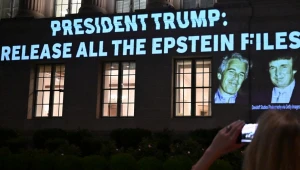 Trump diz que ‘nunca’ foi informado de que seu nome estava nos arquivos Epstein, condenado por tráfico sexual