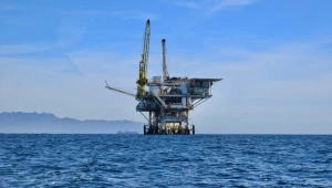 Refina Brasil vê avanço do E30 como positivo e alerta para riscos diante da nova escalada no Oriente Médio