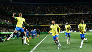 Brasil derrota Equador e se reencontra com vitória nas Eliminatórias após três rodadas