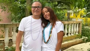 Pai de Santo de Anitta participa de ato de Bolsonaro em São Paulo