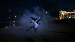 Câmara afirma que cerca de mil indígenas invadiram o gramado do Congresso e romperam barreira policial