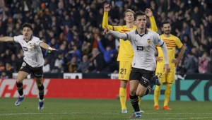 Barcelona empata com Valencia e chega a 3 jogos sem vencer