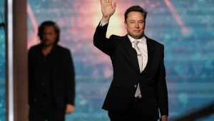 Musk e Nasa se desentendem após agência espacial sugerir dispensa de SpaceX em programa lunar 