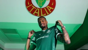 Carlos Miguel ganha titularidade no Palmeiras e estreia em ‘final’ contra o Flamengo