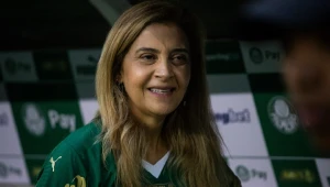 Leila cutuca Corinthians ao falar de fair play financeiro: ‘Desclassificados por quem não paga’