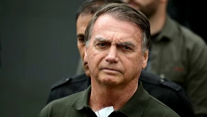 Jair Bolsonaro vai a hospital em Brasília às pressas