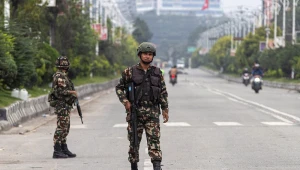 Exército nepalês controla Katmandu após protestos violentos