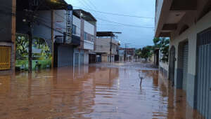 Com 10 mortos e 150 desabrigados após temporal, Prefeitura de Ipatinga prepara estádio como abrigo temporário