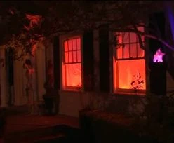 Halloweenowa dekoracja była zbyt realistyczna. Służby wzywano kilka razy