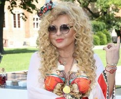 Magda Gessler w prześwitującym stroju. Tak wskoczyła do jacuzzi