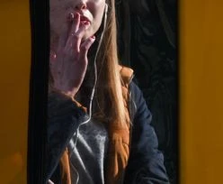 Koronawirus. Jakie kary obowiązują za picie i palenie na ulicy?