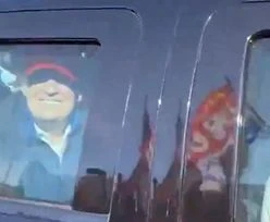 Tłum oszalał. Trump pojawił się na proteście wyborczym