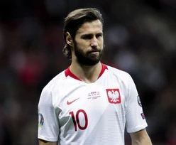 Co za auto! Grzegorz Krychowiak przyjechał na kadrę luksusową furą