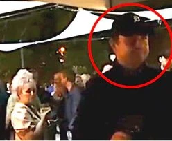 Rafał Trzaskowski negocjuje z DJ-em w klubie. 