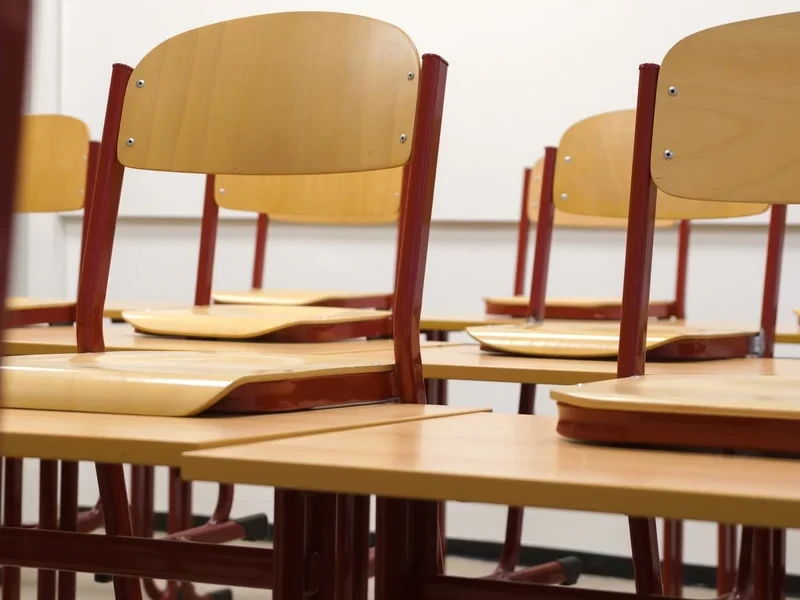 Nowy przedmiot w szkołach wzbudza kontrowersje. Była kurator bije na alarm: Idą po nasze dzieci