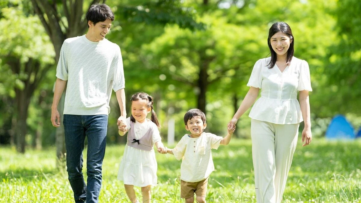 ｢外遊び｣で子どもの成績､視力､免疫力が激変する―最新科学が証明した､デジタル時代に不可欠な｢自然教育｣の衝撃 | ライフ | 東洋経済オンライン