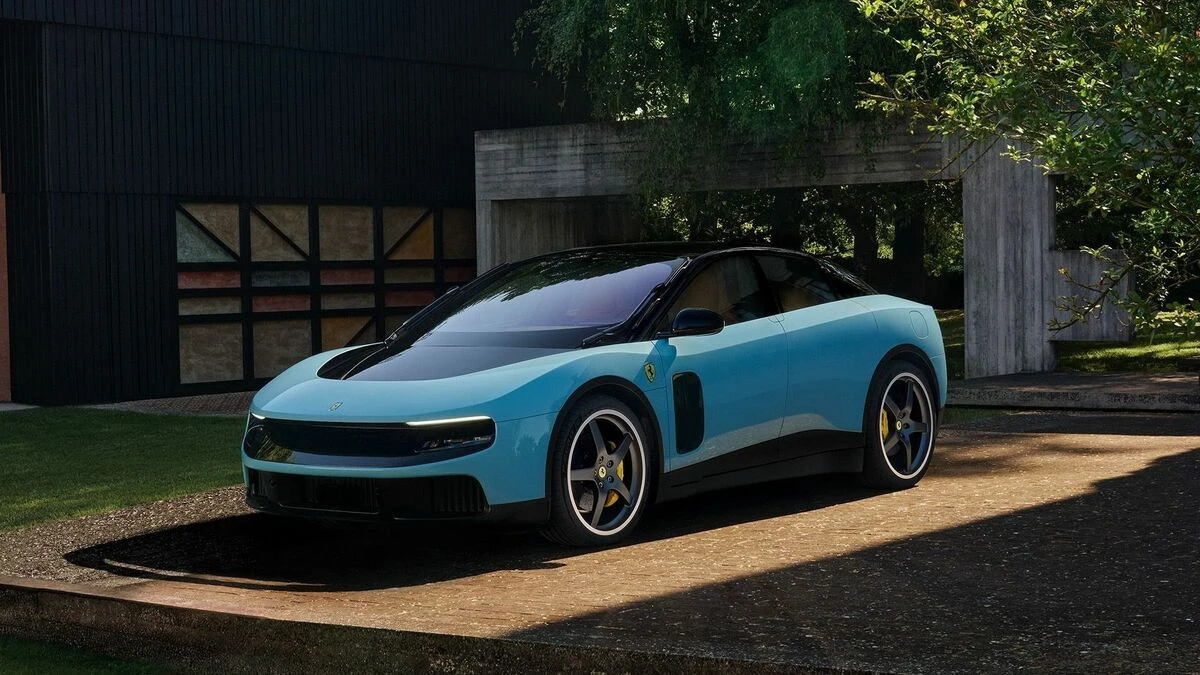 フェラーリの株価が急落､同社初の完全電気自動車｢ルーチェ｣に株式市場が失望した理由とは？ | 政治・経済・投資 | 東洋経済オンライン