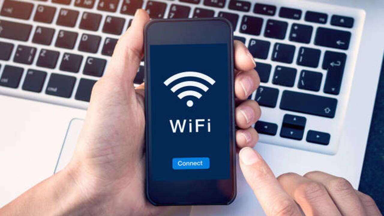 El motivo por el que piden apagar el WIFI al salir de casa: es una advertencia