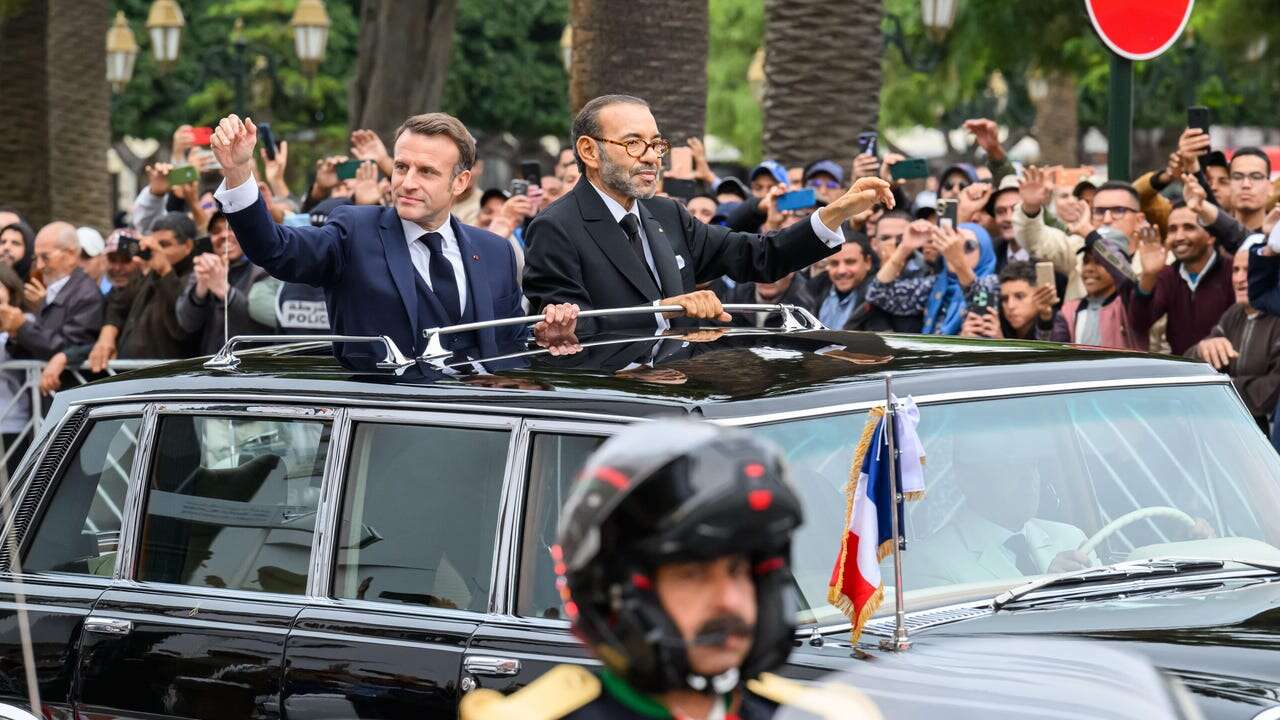 Marruecos ‘se olvida’ de Sánchez mientras premia a Francia con una lluvia millonaria de acuerdos