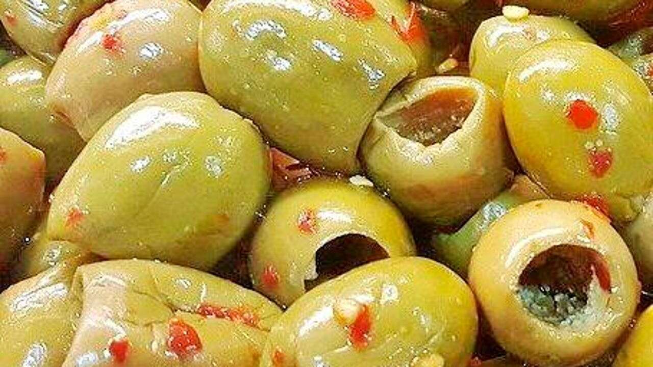 Alerta alimentaria: Piden no consumir aceitunas y piparras de una marca española vendidas en numerosas Comunidades