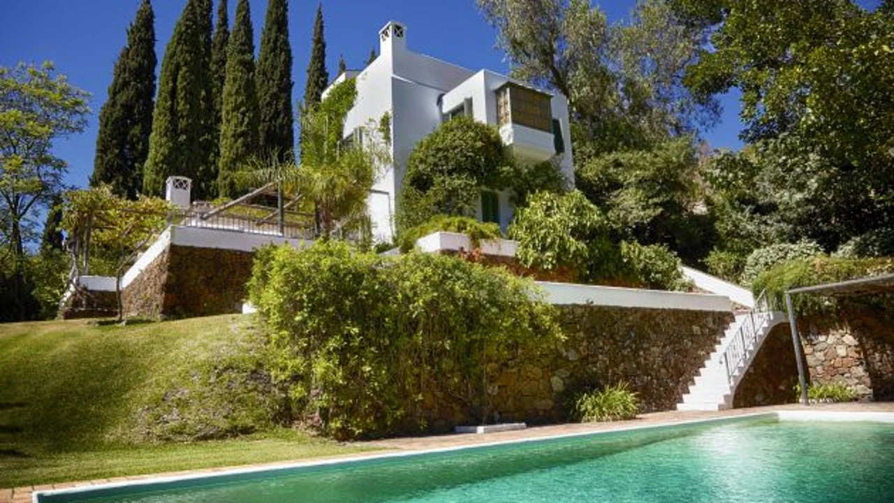 Ni los ricos se salvan: mafias okupan villas de 11 millones y cobran 50.000 por irse