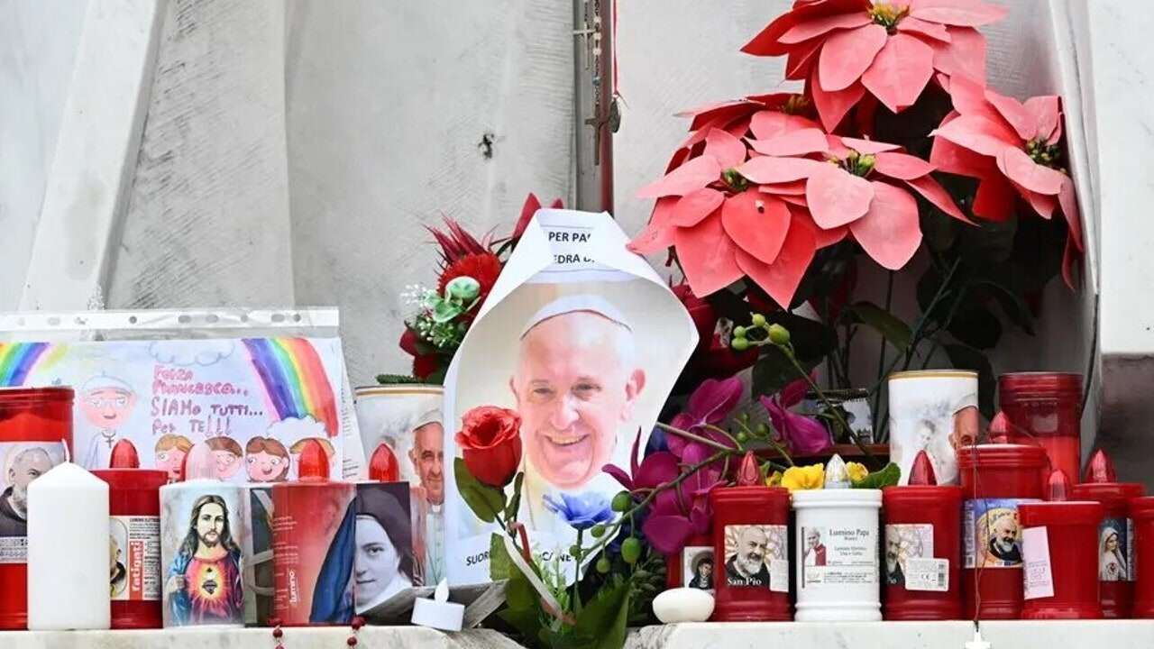 El Papa sigue por videoconferencia los ejercicios espirituales de la Curia romana