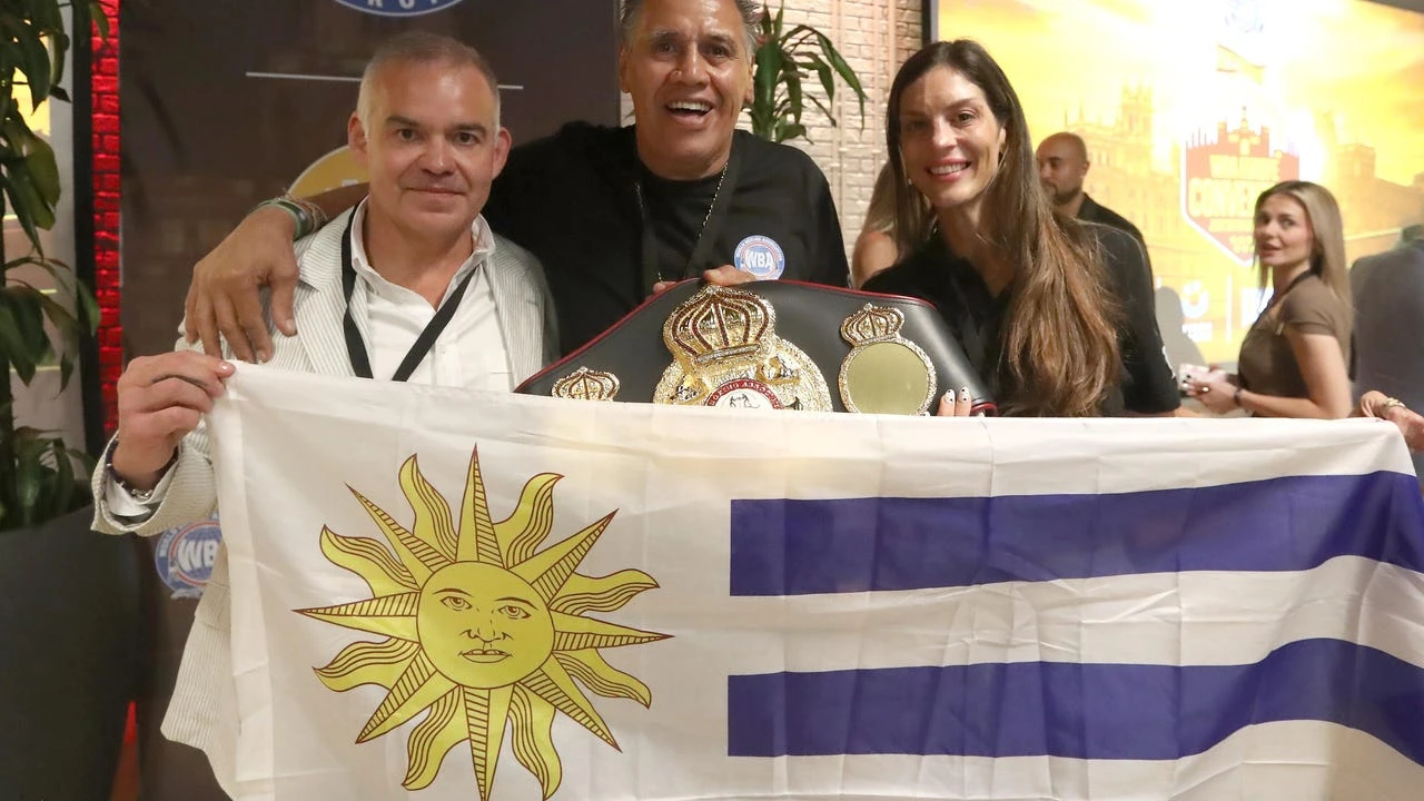 Alfredo Evangelista recibe con 70 años el cinturón que perdió contra Muhammad Ali