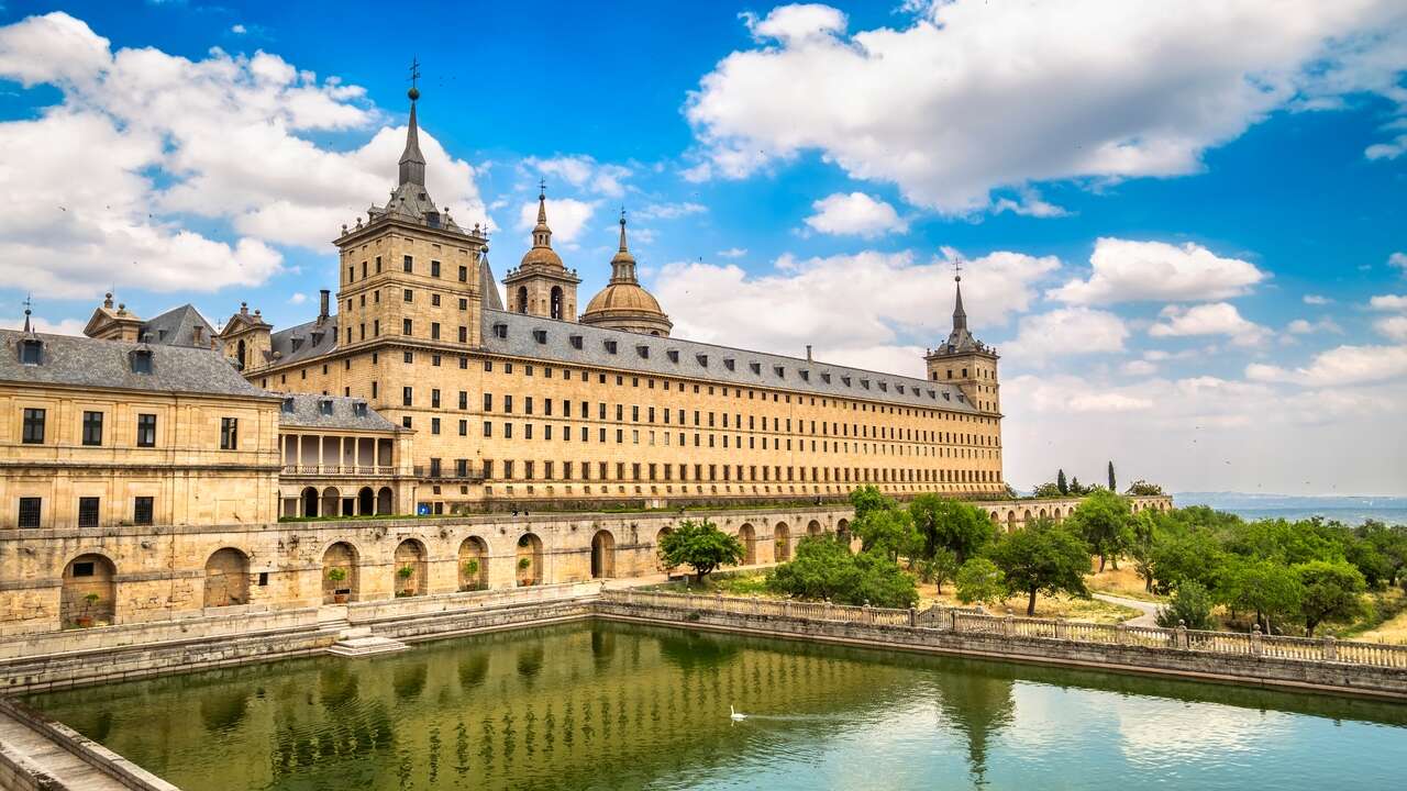 Turismo activo en San Lorenzo de El Escorial para conectar con la naturaleza