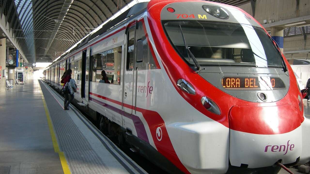 Renfe compensará a CAF, Stadler y Alstom, fabricantes de sus nuevos trenes de Cercanías y Media Distancia, por la subida de precios de las materias primas