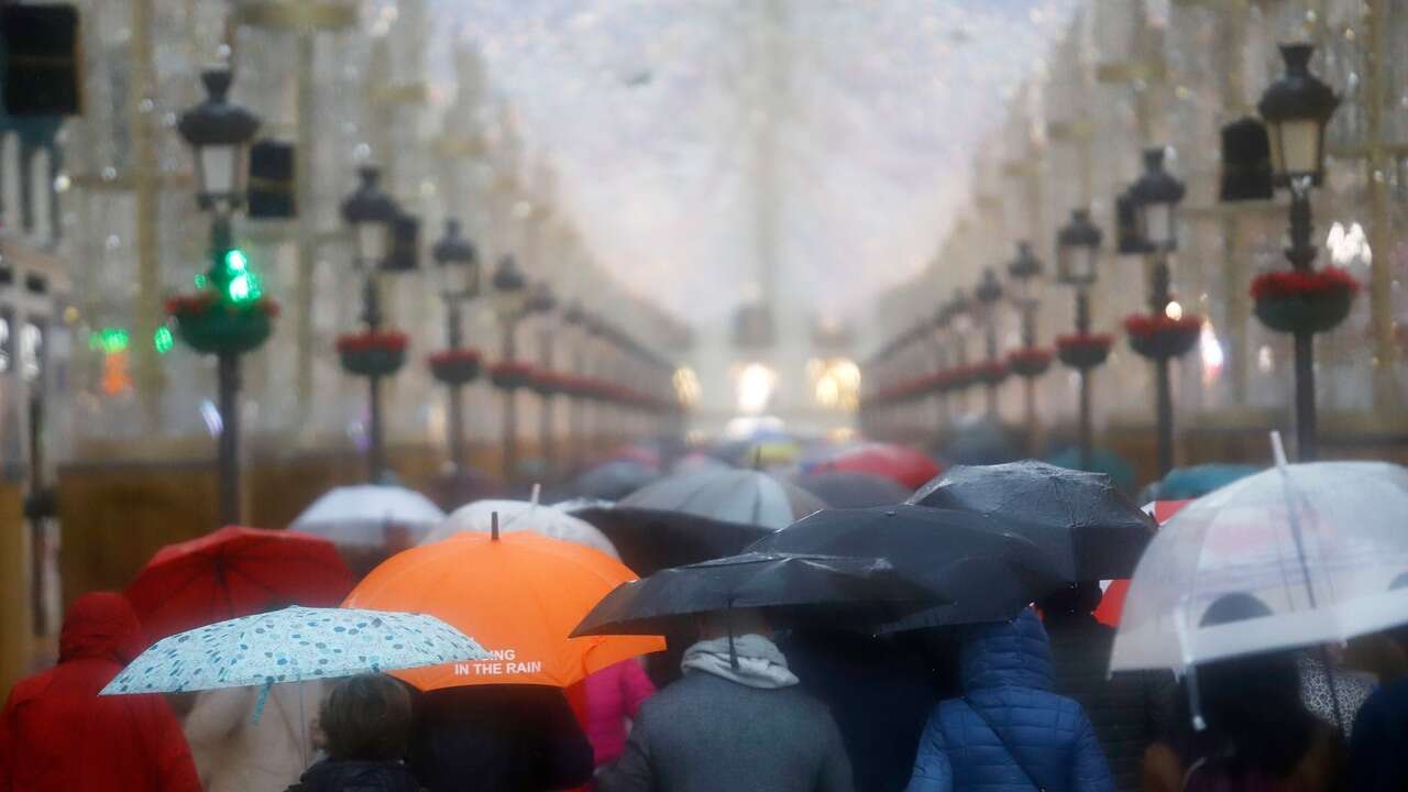 La semana arranca con un frente y una DANA en Canarias: estas son las zonas en las que va llover