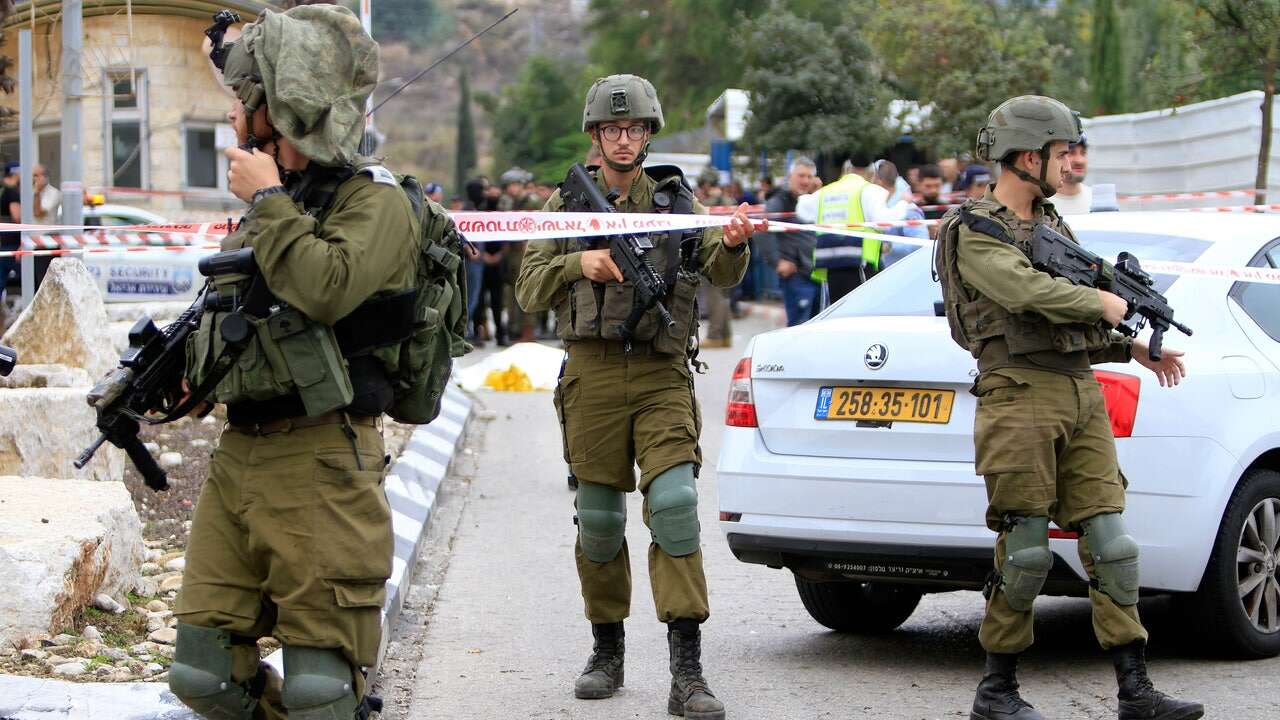 Fuerzas israelíes matan a un hombre palestino en el sur de Hebrón, la Cisjordania ocupada