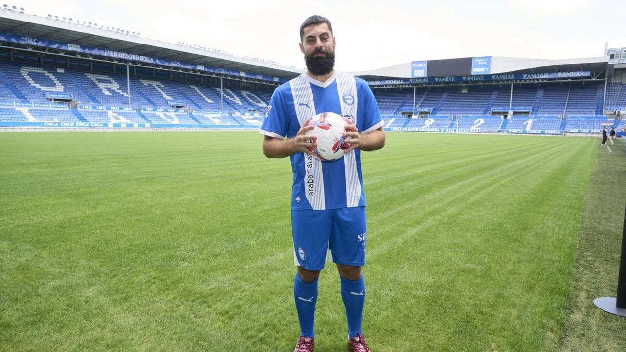 El entrenador que ha dado el visto bueno al fichaje de Asier Villalibre por su equipo